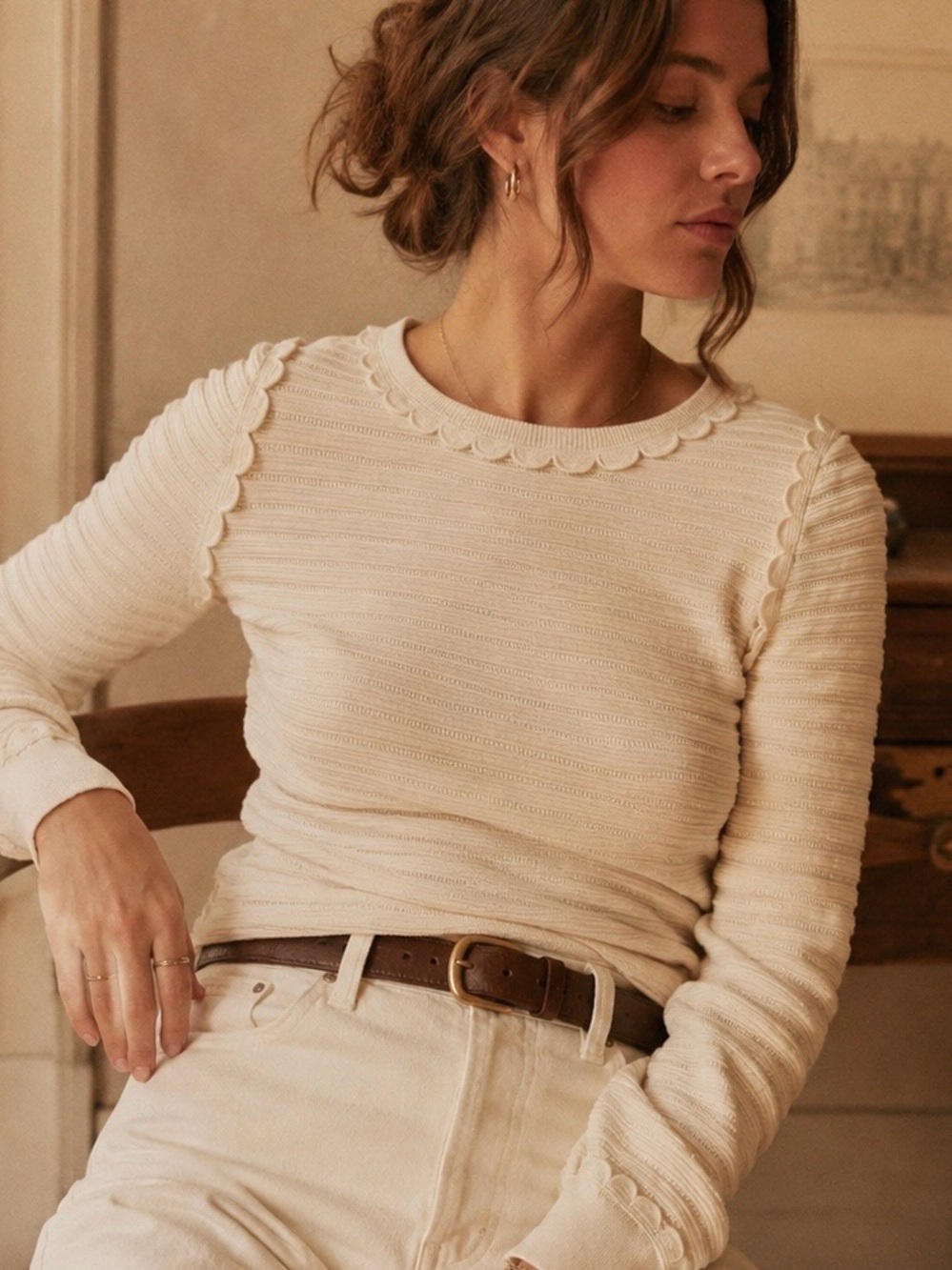 Ann Taylor Ivory Scallop Detail Knit Sweater — Size Medium (fits slim)